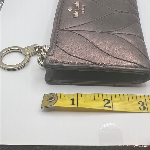 Kate Spade Briar Lane Quilted Mikey Wallet with Keychain - Picture 12 of 13